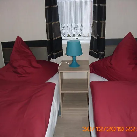 Chalet Ferienwohnung 4 Sterne Tv D Und Nl Terrasse Badestrand Schwimmbad Jachthafen Apartment