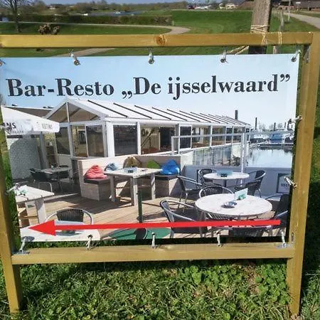Chalet Ferienwohnung 4 Sterne Tv D Und Nl Terrasse Badestrand Schwimmbad Jachthafen Doesburg
